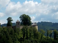 Brumovský hrad z vyhlídky nad Březovou