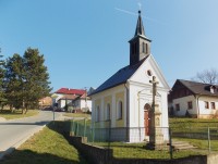 Dvě kaple  -sv. Martina a Panny Marie v místní části - Příluky u Zlína
