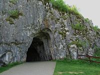 vchod do jeskyně Balcarka