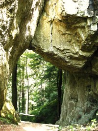 skalní brána u jeskyní Javoříčko