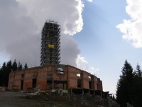 výstavba zvonice a vyhlídkové veže