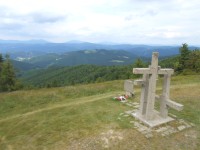 Stratenec - pomník osvobozovacích bojů o Velké Karlovice