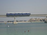 Monorail na ostrov Palm Jumeirah