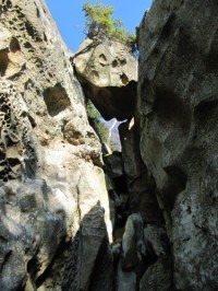 Zajímavé útvary Lačnovských skal