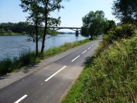 Cyklotrasa A1 před Bránickým mostem