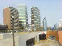 Výstavba v moderní čtvrti Miraflores
