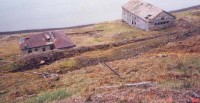 Část opuštěné sovětské hornické osady Grumantbye