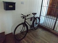 bicykel využívaný poštármi