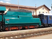 lokomotíva naložená uhlím
