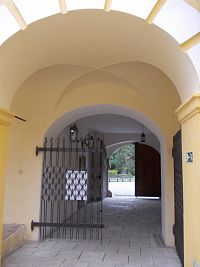 vstupná brána