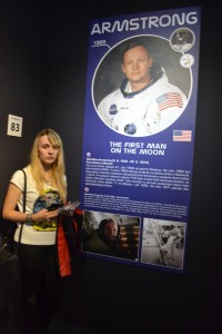 Neil Alden Armstrong prvý človek na Mesiaci  - má československé korene