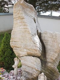 kamenný pomník