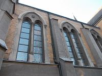 okná lode kostola