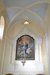 interiér lode kaplnky