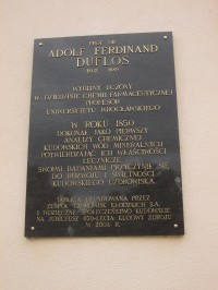 popisná tabuľa na budove Adolf Ferdinand Duflos