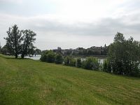 pohľad z parku na rieku Váh