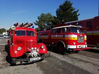 historické hasičské vozidlá