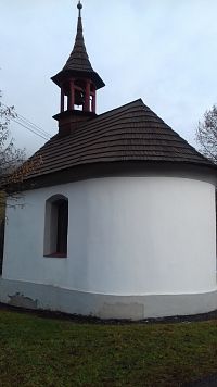 vežička kaplnky so zvonom
