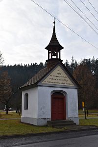 Velké Karlovice - dve kaplnky v katastri obce