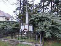 pomník padlým spoluobčanom, ktorí zahynuli v 1. svet. vojne