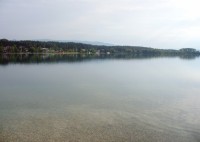 Teplá a pitná voda jezera Klopeinersee