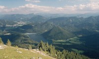 výhled na jezero Erlaufsee z vrcholu Gemeindealpe