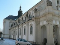 Osek-klášter
