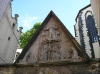Františkánská zahrada-postranní vchod