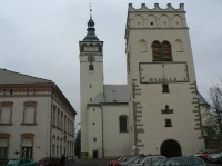 Zvonice s kostelem