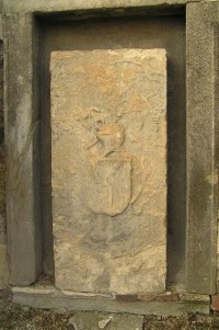 detail kamene u kostela: Libčeves
