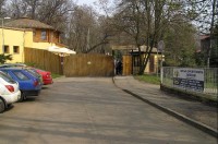 Podkrušnohorský zoopark: vchod od Kamencového jezera