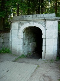 Dolní portál Schwarzenberského tunelu