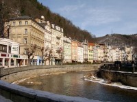 Teplá - Karlovy Vary 1: Teplá pramení v nadmořské výšce 765 m.n.m., poblíž Závišína u Mariánských Lázní. Při délce toku 59,2 km klesá Teplá od pramene k ústí o 395 m, t.j. v průměru o 6,7 m/1 km. Na území Karlových Varů má Teplá délku od Březovské př Teplá