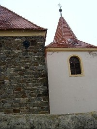 Kostel v Mochově