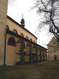 Kostel: Stará Boleslav byla významnou lokalitou z počátků českého přemyslovského státu, zejména v souvislosti s expanzí kmene Čechů. Na ochranu labského brodu vzniklo na přelomu 9. a 10. století staroboleslavské hradiště. Nepochybně nejznámějším míst