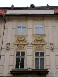 Klasicistní okna