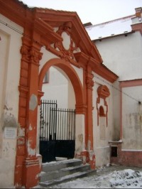 Brána bývalého zámku