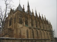 Chrám založený v roce 1388: Chrám založený v roce 1388 je zasvěcen Svaté Barboře - patronce havířů.