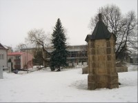 Věžová studna na náměstí