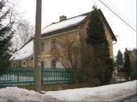 Dům v obci Dlouhá Lomnice