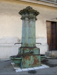 Pumpa u věže