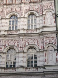 Okna a fasáda 5: Detail budovy z Vodičkovy ulice.
