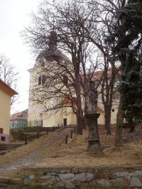 kostel sv. Jiljí a socha sv. Rocha
