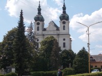 věže kostela