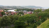 Pohled na Trondheim z  pevnosti Kristiansten - prší, prší, jen se leje...