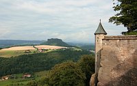Pevnost Koenigstein - pohled na Labe a  stolovou horu Lilienstein