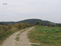 pohled na kopec Cvilín a rozhlednu od Úvalna
