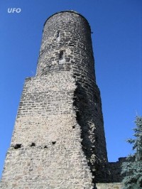 Věž hradu Jenštejna