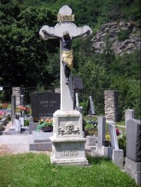 Kříž - hřbitov Hardegg
