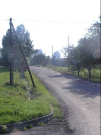 Cesta: Pohled na cestu směrem na Hukvaldy